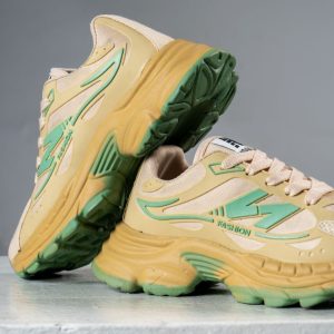 کفش زنانه new balance-new face
